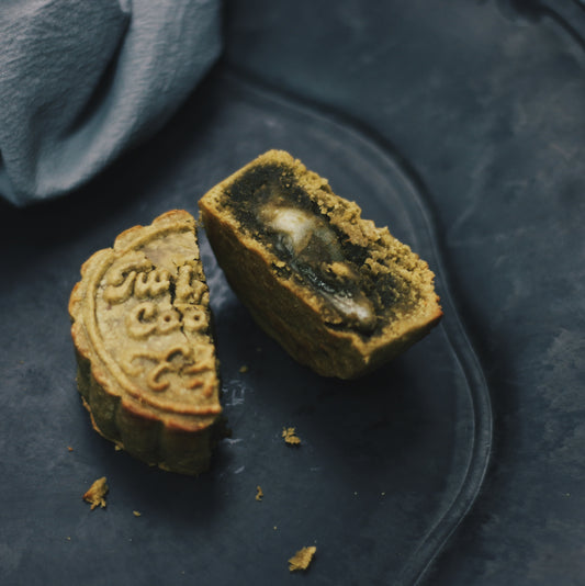 Pistachio Mochi Mooncake