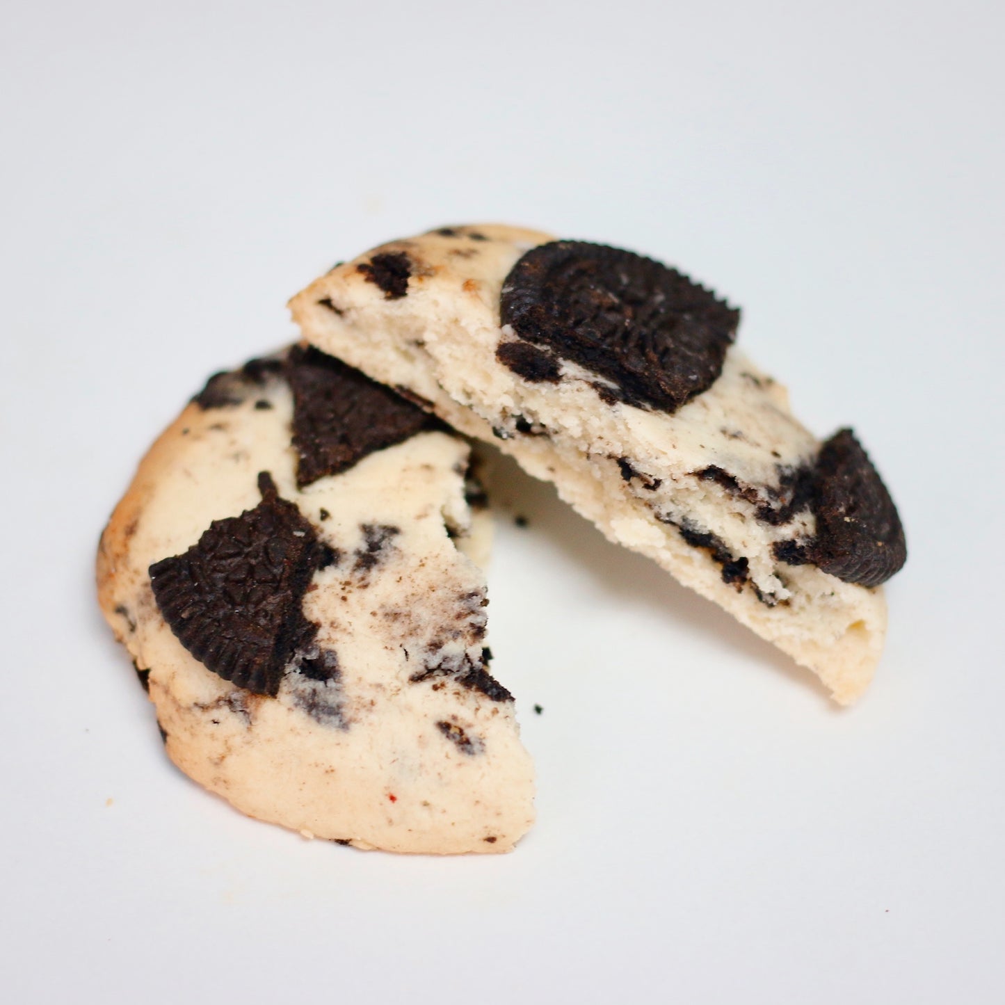 Oreo Cheesecake Cookie